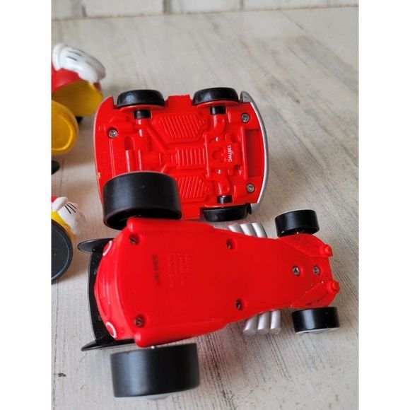 Mickey Mouse race car track helmet playset toy figure red 28 - Picture 14 of 14